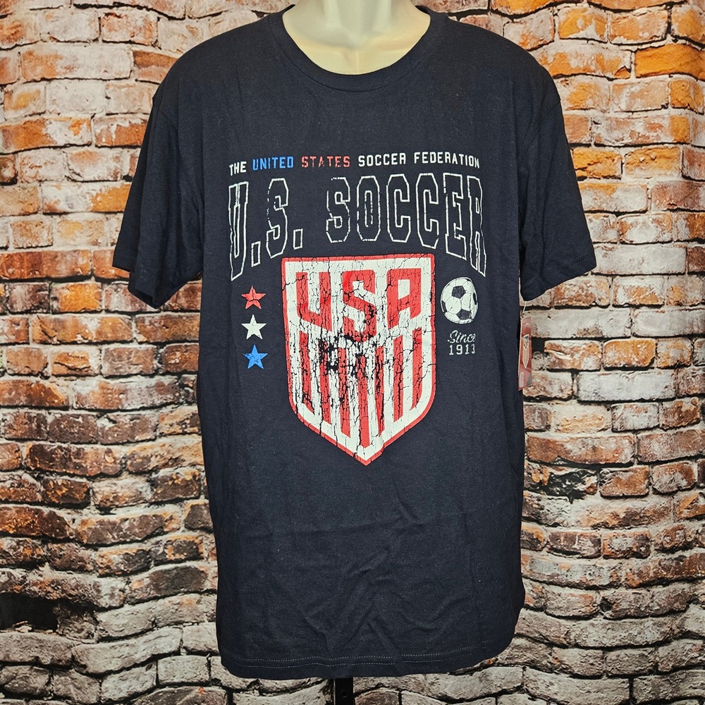 US Soccer Federation Mens Large T-Shirt Black Graphic Tee NWT USS0013
